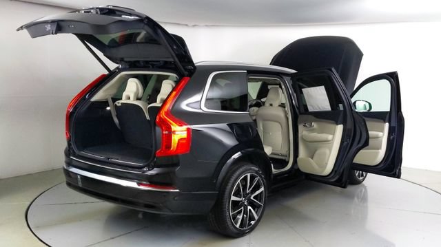 Used 2023 Volvo XC90 B5 Plus w/ Protection Package Premier AWD/4WD image 11