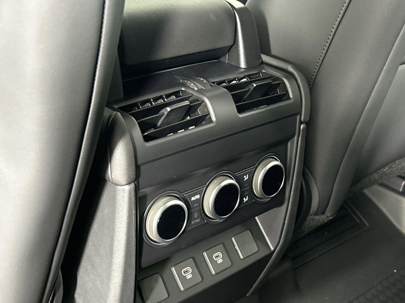 Certified 2025 Land Rover Defender 110 S image 28