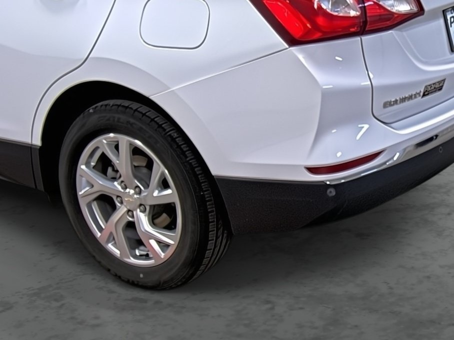 Used 2018 Chevrolet Equinox Premier AWD/4WD image 9