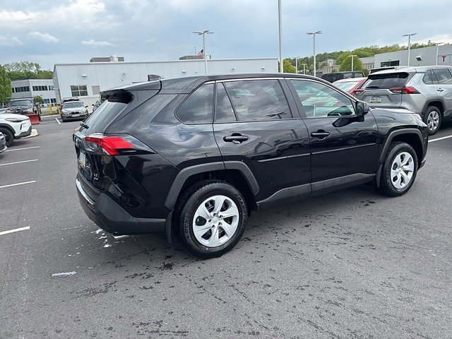 Certified 2025 Toyota RAV4 LE AWD/4WD image 7