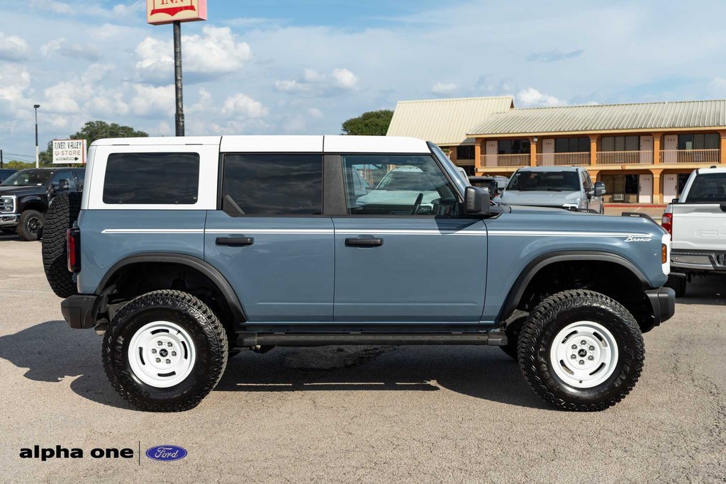Used 2023 Ford Bronco Heritage Edition image 4