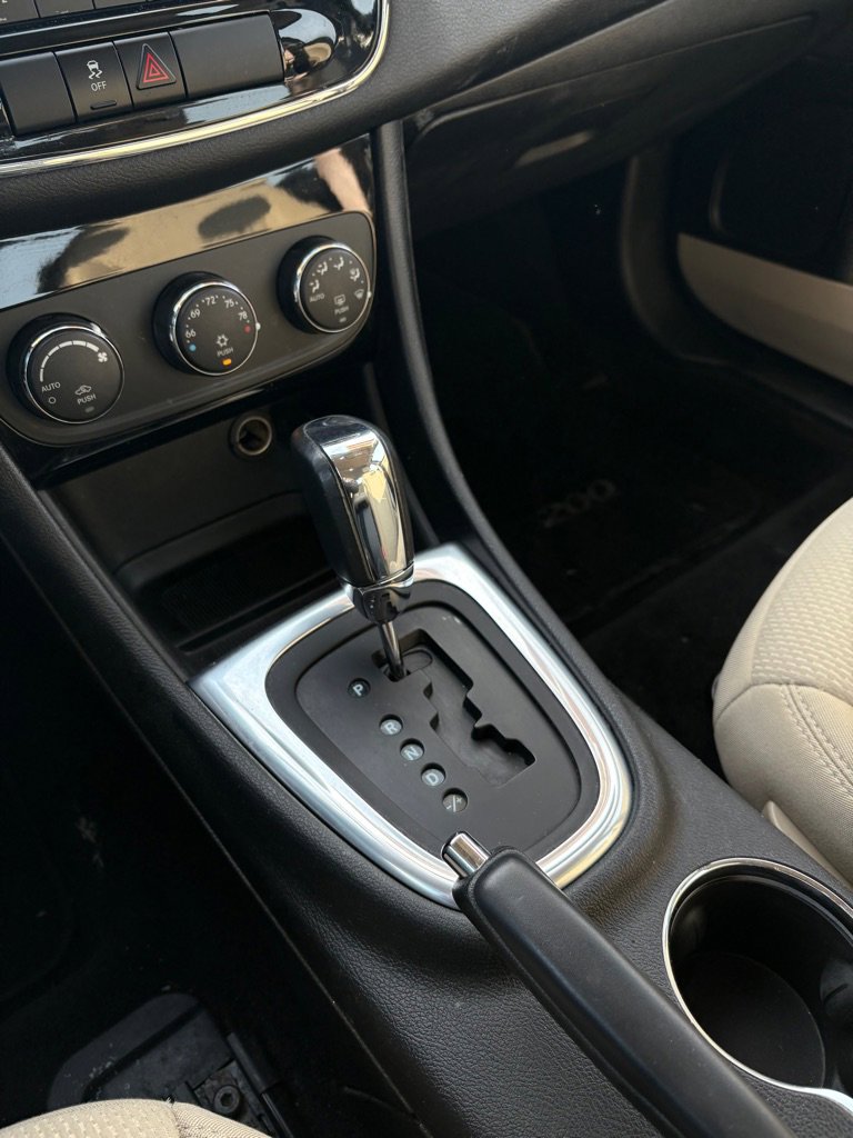 Used 2013 Chrysler 200 Touring image 13