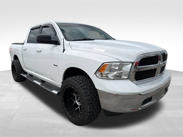 Used 2021 RAM 1500 Classic SLT AWD/4WD image 3