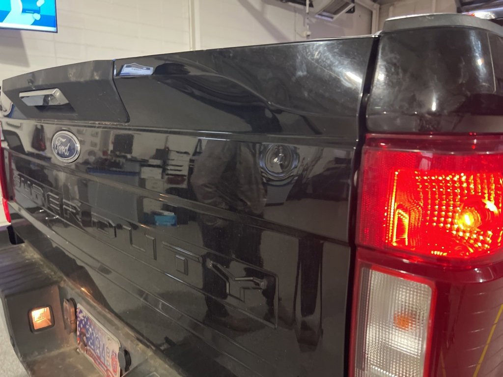 Used 2020 Ford F350 XLT w/ XLT Premium Package image 16