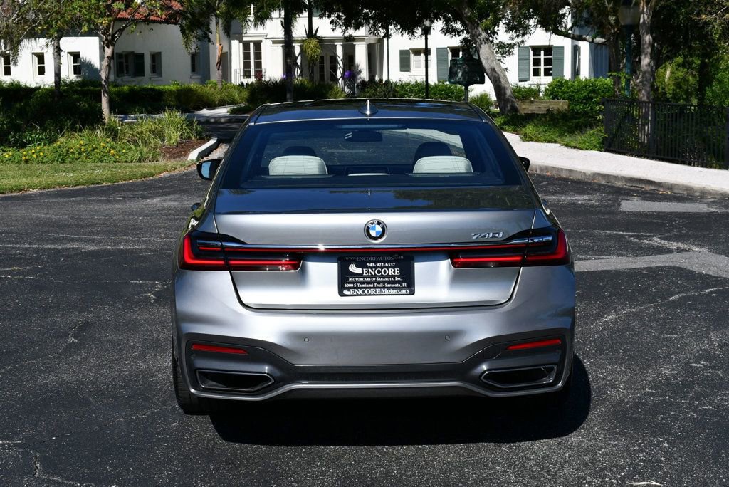 Used 2020 BMW 740i w/ Luxury Rear Seating Package image 30
