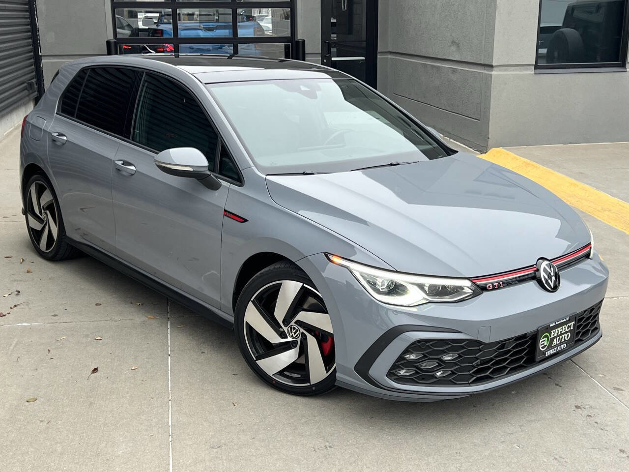 Used 2023 Volkswagen GTI SE image 6