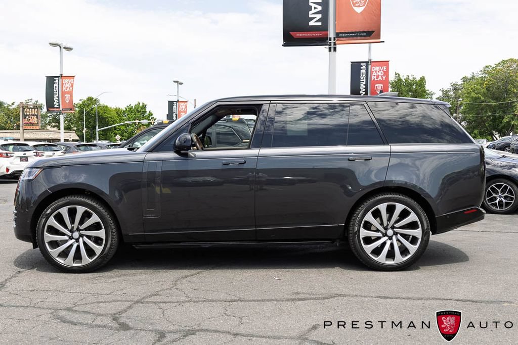 Used 2025 Land Rover Range Rover Long Wheelbase Autobiography AWD/4WD image 18