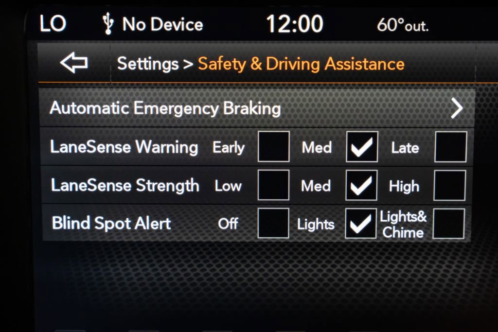 Used 2022 Jeep Renegade Altitude w/ Convenience Group image 18