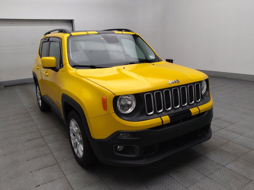 Used 2016 Jeep Renegade Latitude FWD image 13