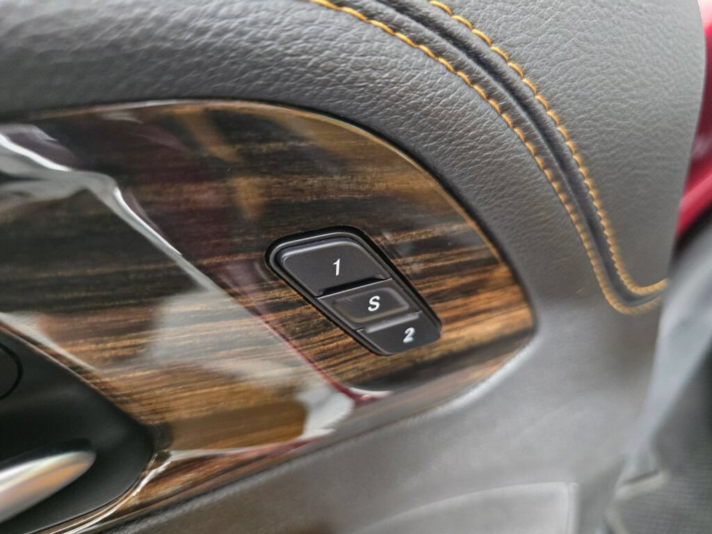 Used 2022 Chrysler Pacifica Pinnacle FWD image 18