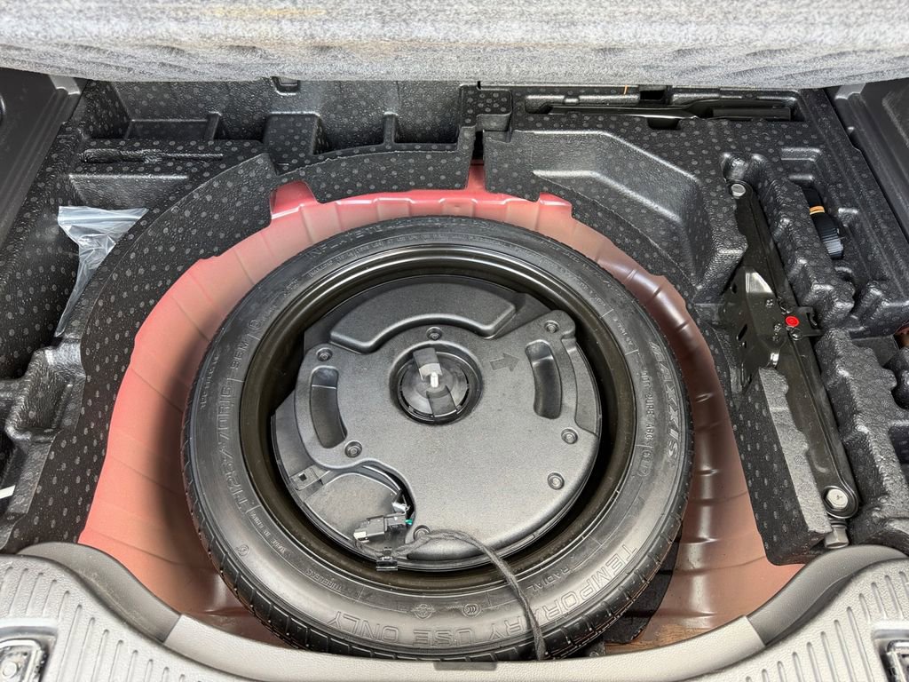 Used 2018 Buick Encore Preferred image 34