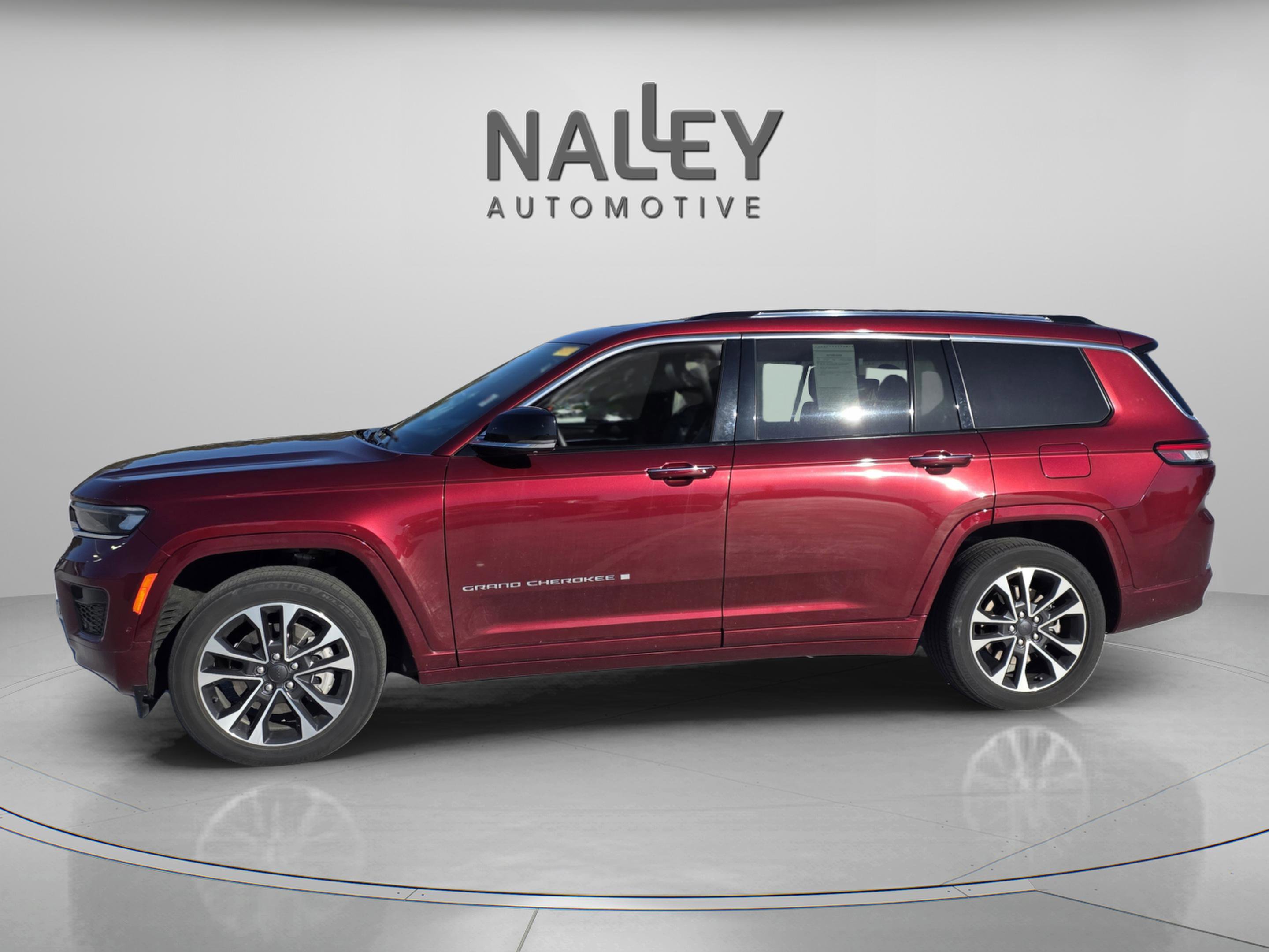 Used 2022 Jeep Grand Cherokee L Overland w/ Advanced Protech Group III image 2