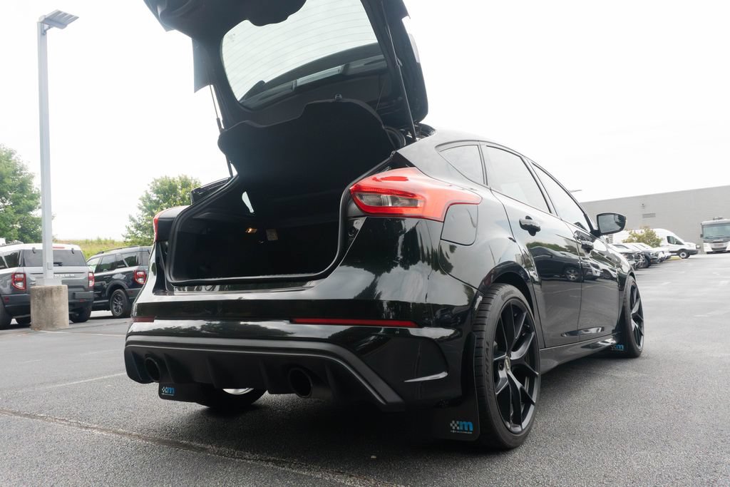 Used 2017 Ford Focus RS AWD/4WD image 15