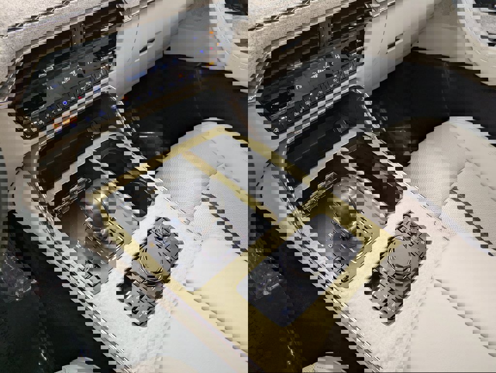 Certified 2024 MAZDA CX-90 3.3 Turbo S w/ Premium Plus image 13