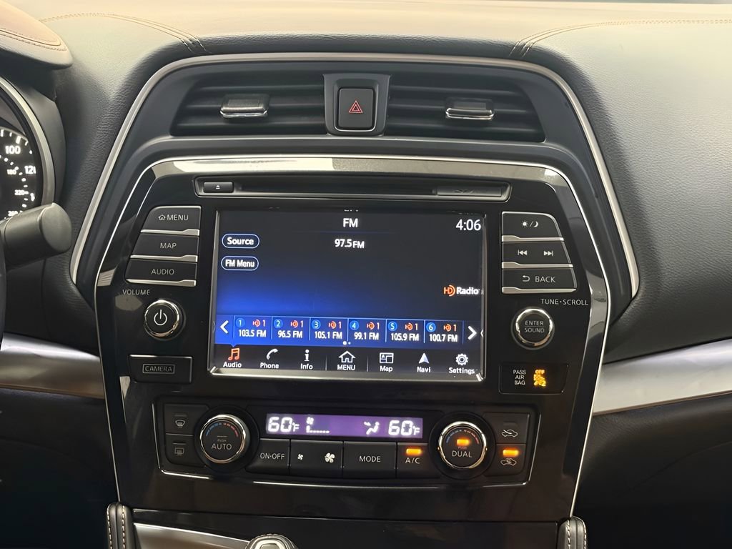 Used 2016 Nissan Maxima SR FWD image 26