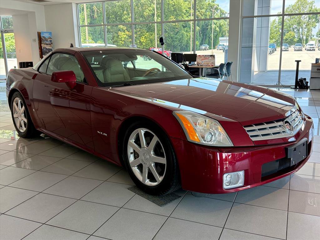 Used 2007 Cadillac XLR RWD image 46