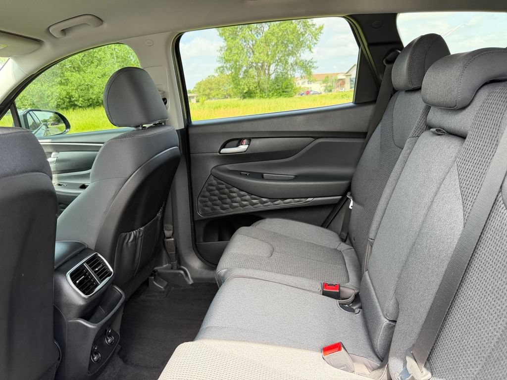 Used 2019 Hyundai Santa Fe SEL AWD/4WD image 26