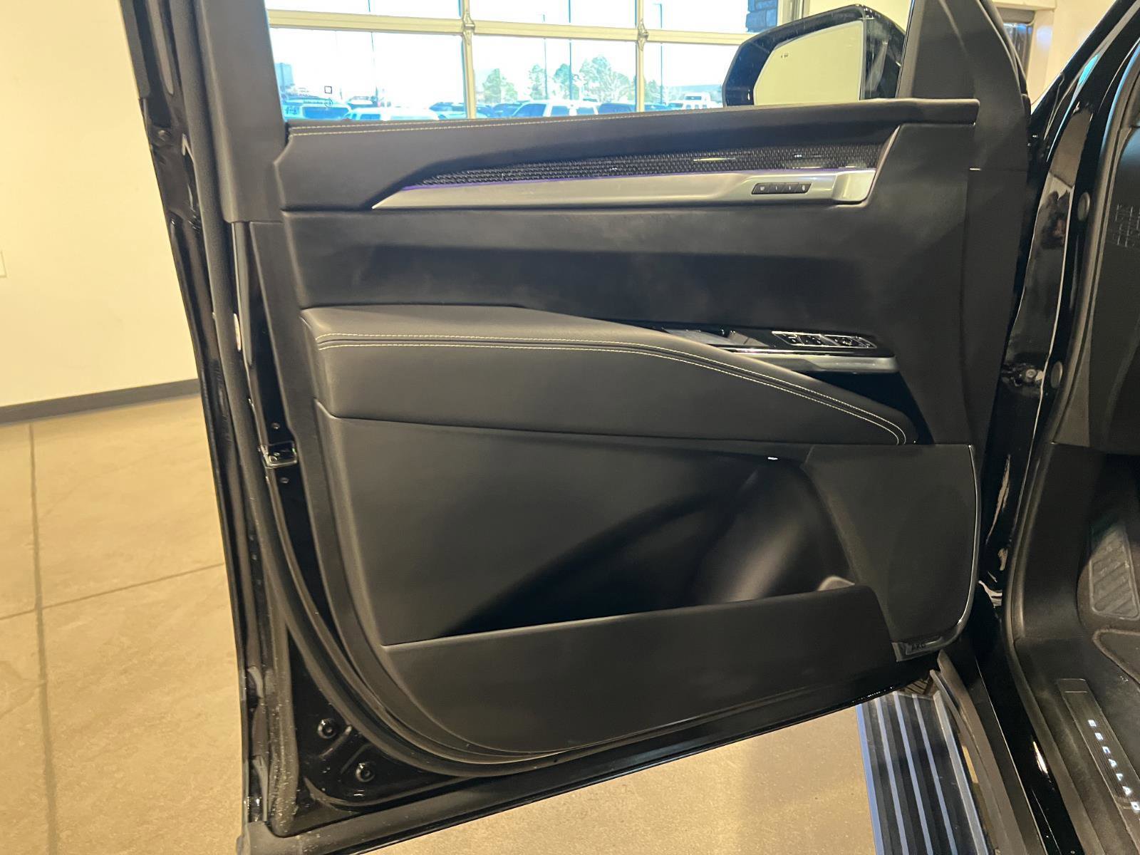 Used 2026 Cadillac Escalade V image 28