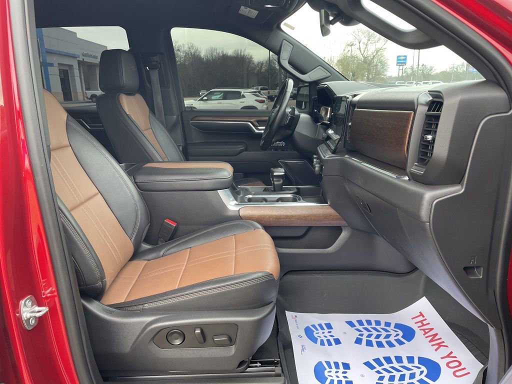 Used 2023 Chevrolet Silverado 1500 High Country image 31