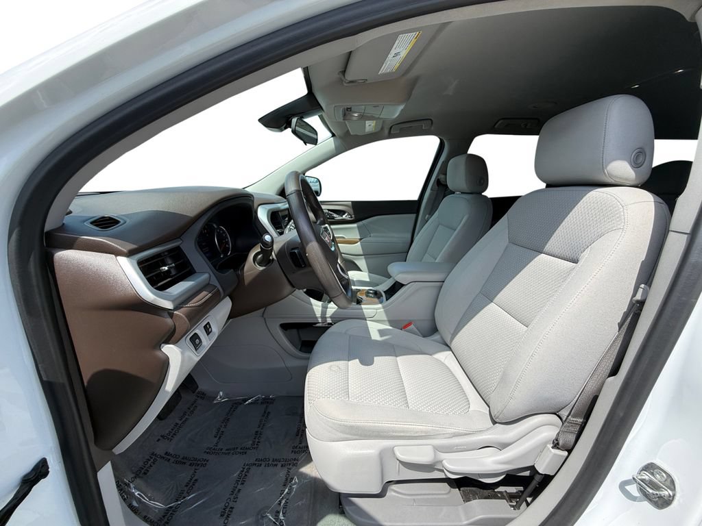Used 2022 GMC Acadia SLE FWD image 9