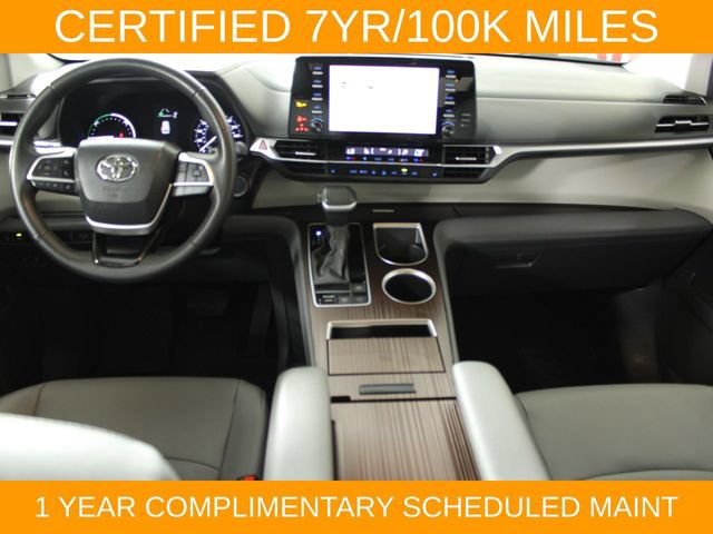 Used 2024 Toyota Sienna XLE FWD image 15