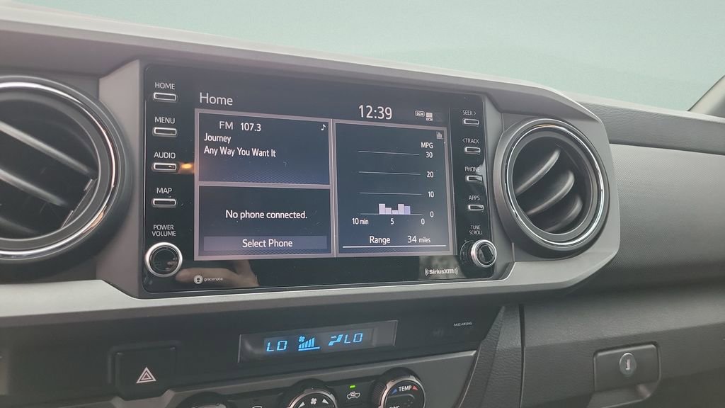 Used 2021 Toyota Tacoma TRD Off-Road image 21