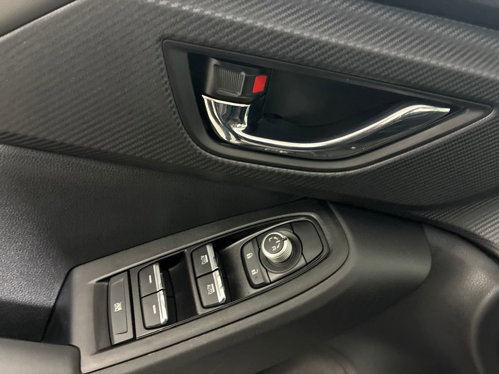 Certified 2025 Subaru Crosstrek 2.5i Limited w/ Popular Package #4A image 16