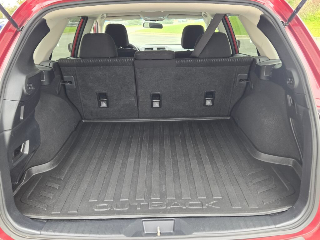 Used 2018 Subaru Outback 2.5i Premium AWD/4WD image 13