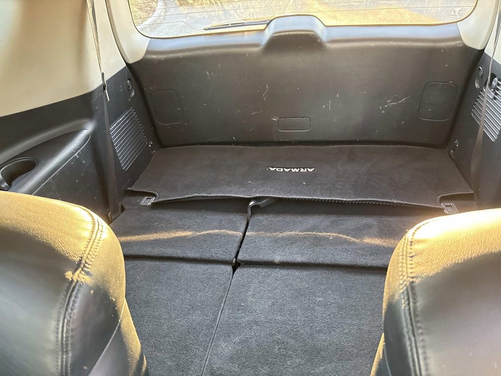 Used 2023 Nissan Armada SL w/ Captain's Chairs Package image 20