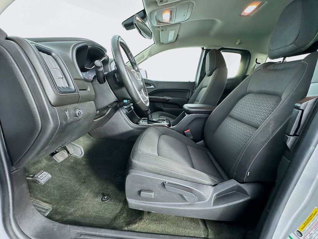 Used 2018 GMC Canyon SLE image 12