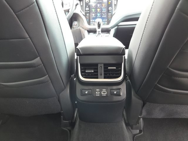 Used 2024 Subaru Outback Touring XT AWD/4WD image 28