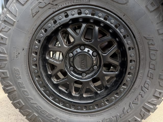 Used 2026 Toyota Tacoma SR5 AWD/4WD image 10