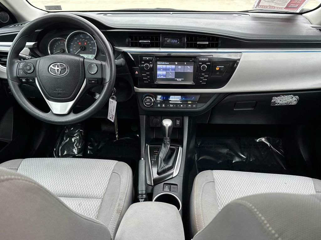 Used 2016 Toyota Corolla LE image 13