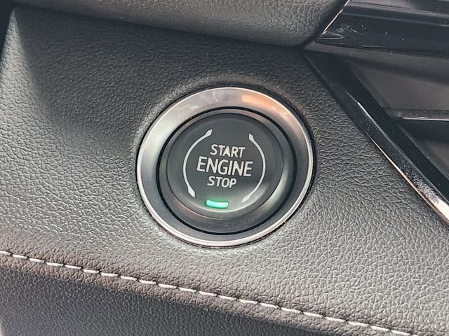 Used 2025 Buick Enclave Avenir image 19