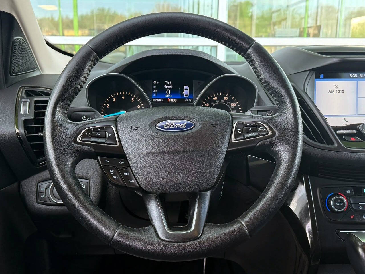 Used 2017 Ford Escape Titanium FWD image 17