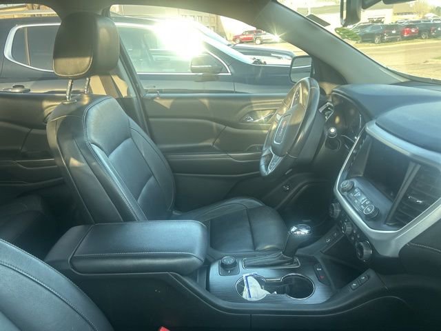 Used 2017 GMC Acadia SLT image 7