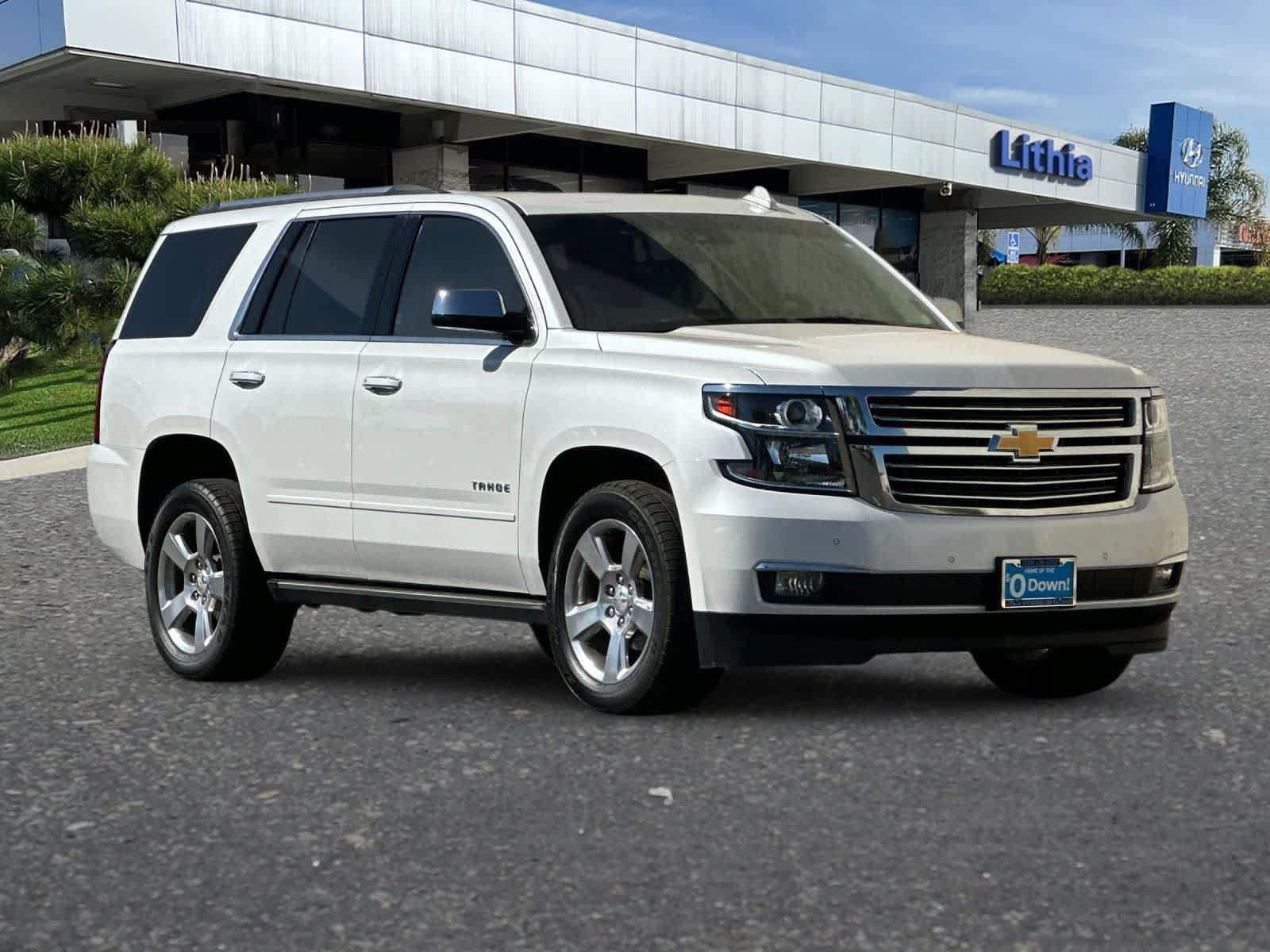 Used 2020 Chevrolet Tahoe Premier w/ Premier 6.2L Value Package AWD/4WD image 10