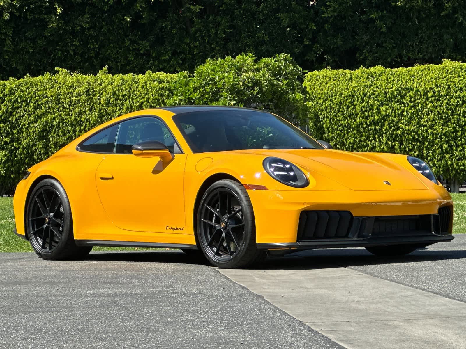 New 2026 Porsche 911 Carrera GTS RWD image 9