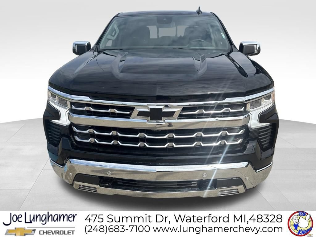 Used 2024 Chevrolet Silverado 1500 LTZ AWD/4WD image 9