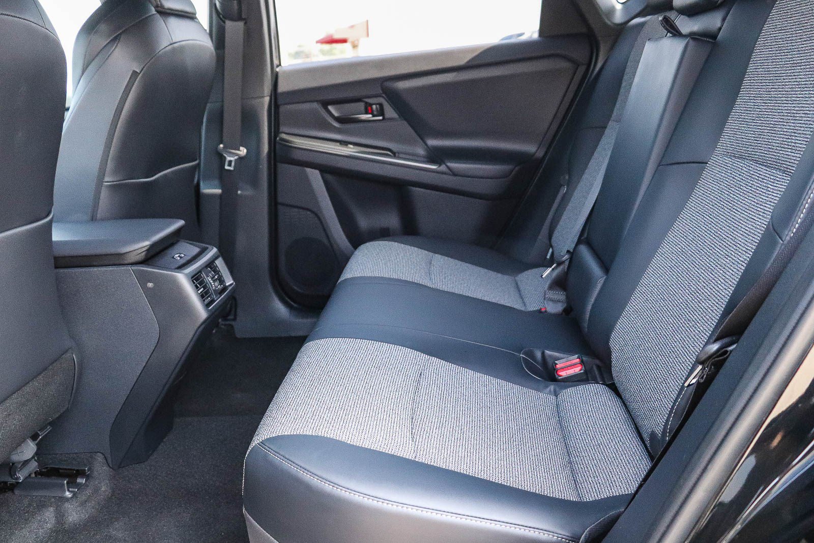 Used 2026 Toyota bZ FWD image 18