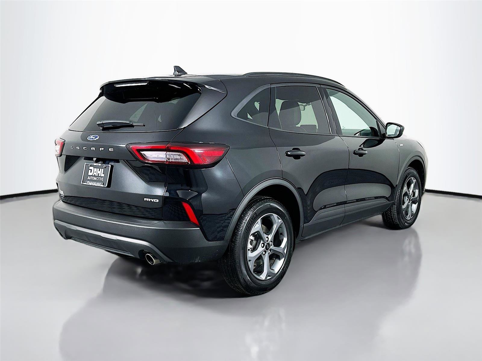 Used 2025 Ford Escape ST-Line image 7