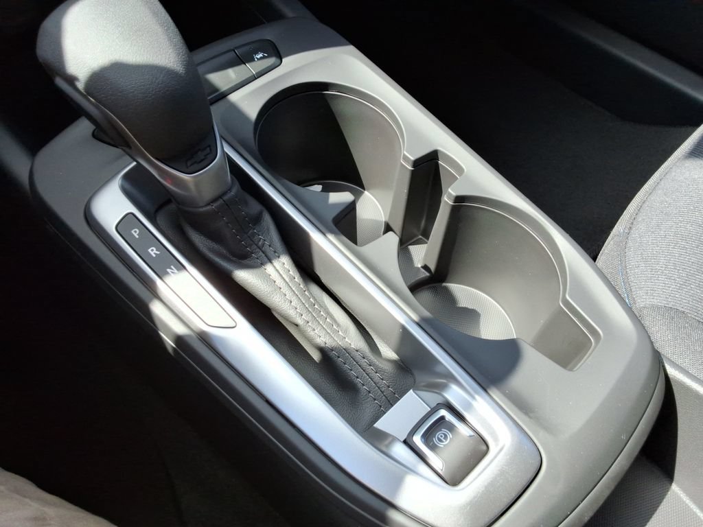 New 2026 Chevrolet Trax LS FWD image 32