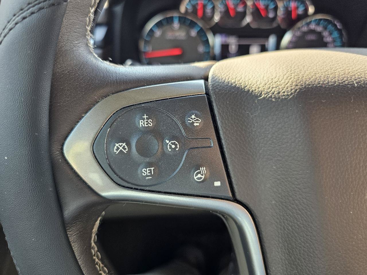 Used 2018 Chevrolet Tahoe LT w/ Luxury Package AWD/4WD image 54