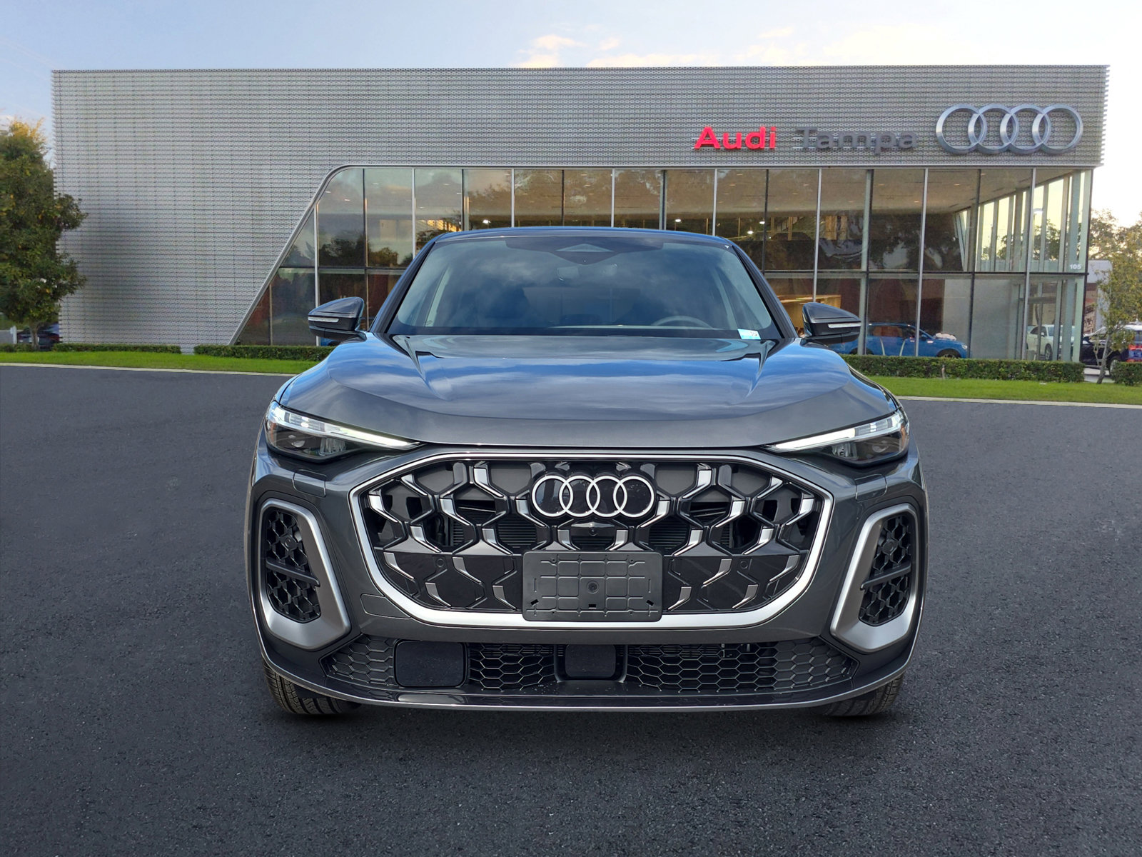 New 2025 Audi Q5 Premium Plus image 2