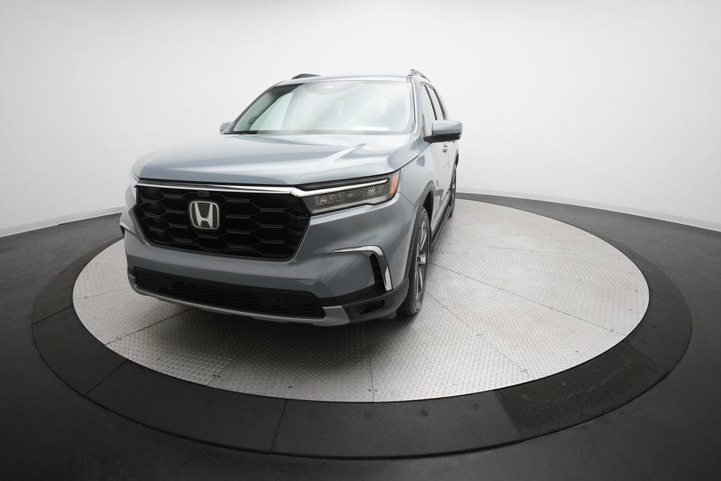 Certified 2024 Honda Pilot Elite image 12
