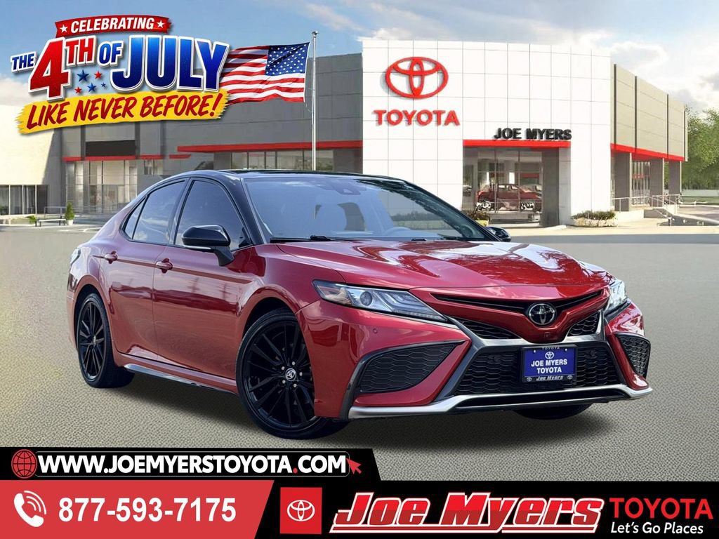 Used 2023 Toyota Camry XSE w/ Navigation Package FWD image 1
