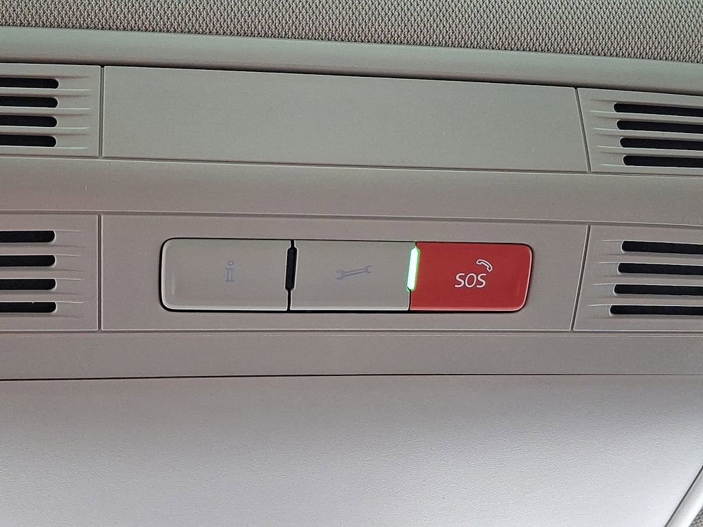 Used 2023 Volkswagen Taos SE image 30