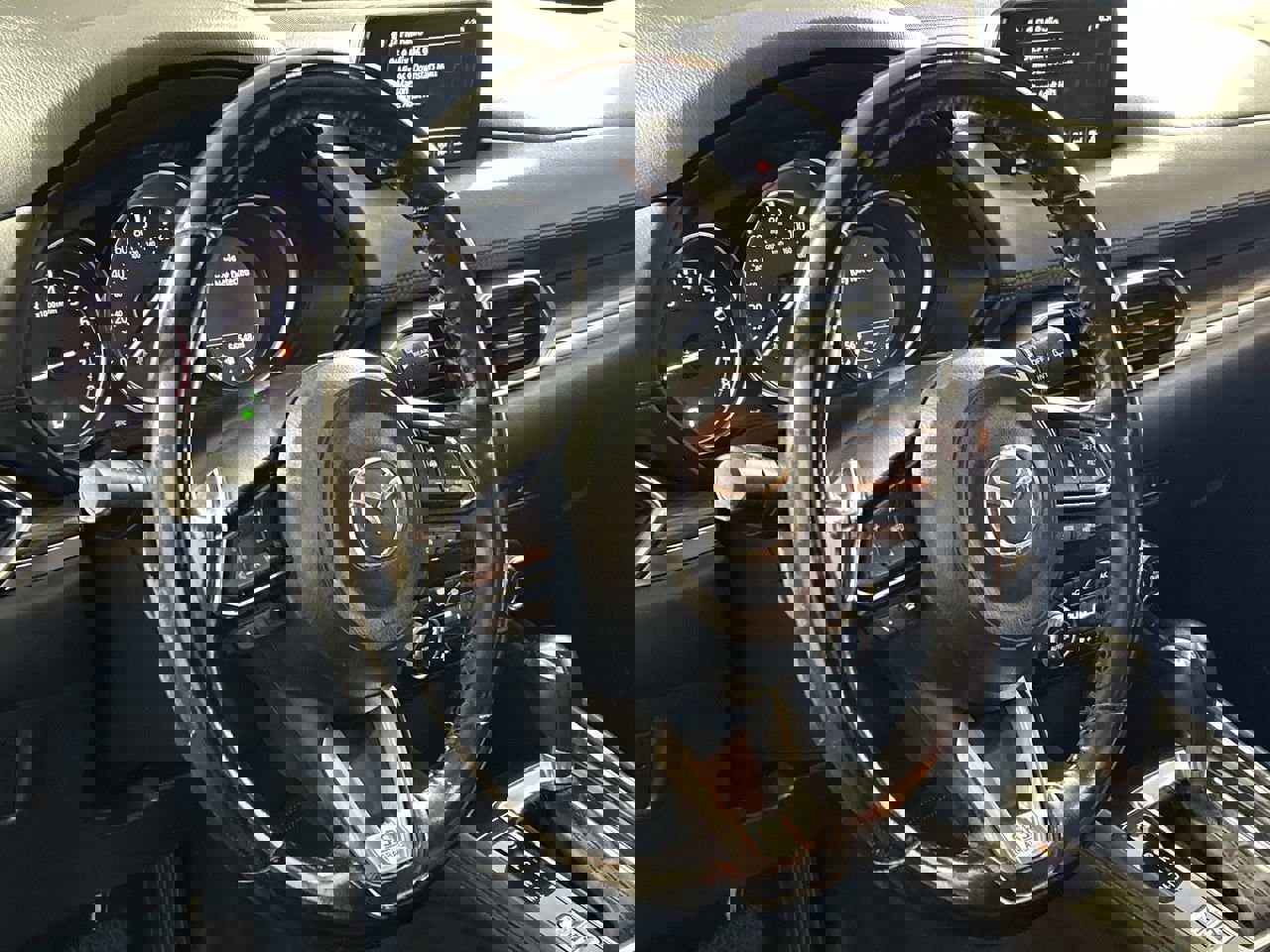 Used 2018 MAZDA CX-5 Grand Touring w/ Premium Package image 15