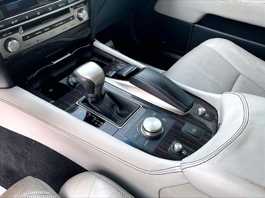 Used 2014 Lexus LS 460 AWD w/ Comfort Package image 15