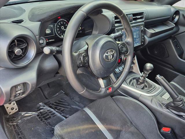 Used 2023 Toyota GR86 Premium RWD image 10